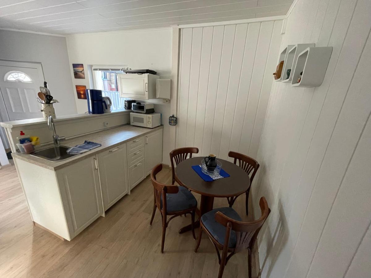 Schoener Ferienbungalow Umgeben Von Natur Und Nicht Weit Zur Ostsee Neubukow Kültér fotó