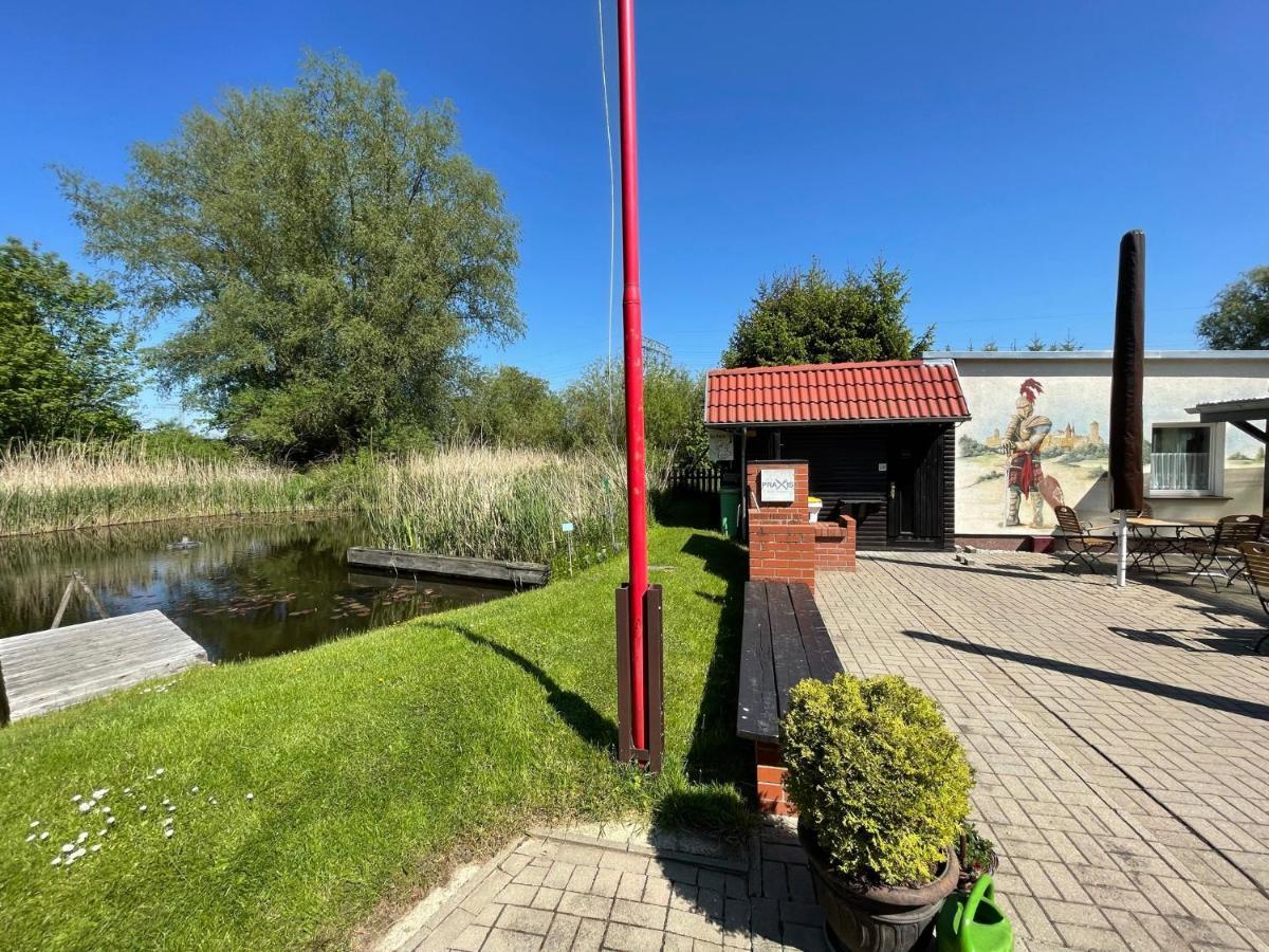Schoener Ferienbungalow Umgeben Von Natur Und Nicht Weit Zur Ostsee Neubukow Kültér fotó