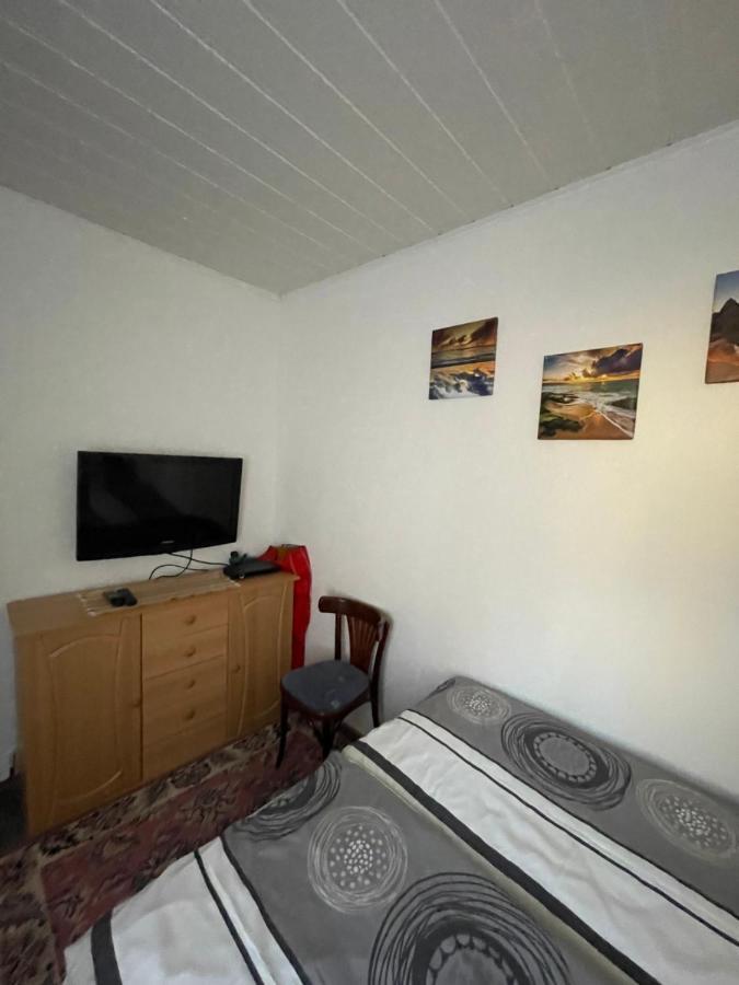 Schoener Ferienbungalow Umgeben Von Natur Und Nicht Weit Zur Ostsee Neubukow Kültér fotó